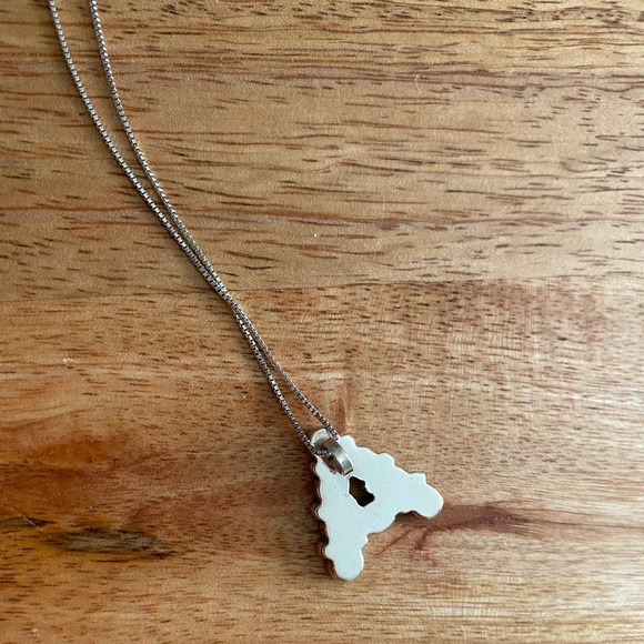 Turquoise Tuesday Porter Initial A Necklace - Picture 2 of 3